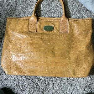 Beautiful Michael Kors Leather Tote